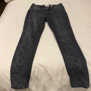 Miss me black snakeskin print jeans size 26